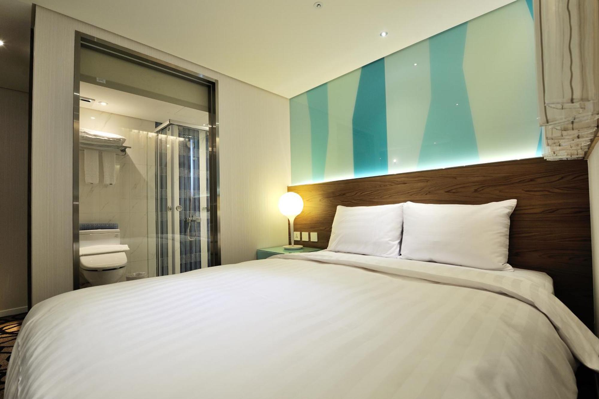 World - Zhonghua Hotel